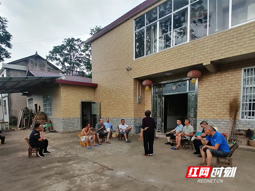 “民情懇談”聽(tīng)民聲、紓民意、解民憂